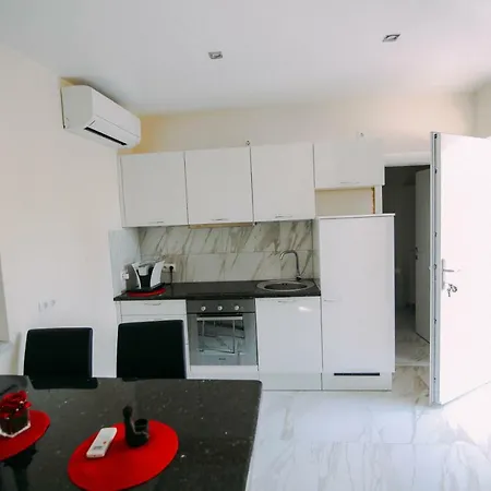 Viky Villa